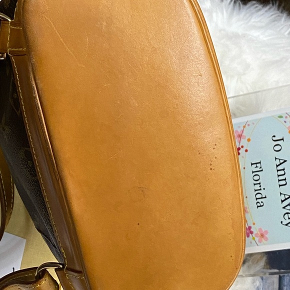 💗💗💗SOLD💗💗💗
🤩MONTSOURIS PM BACKPACK MONOGRAM🤩 - Picture 12 of 16